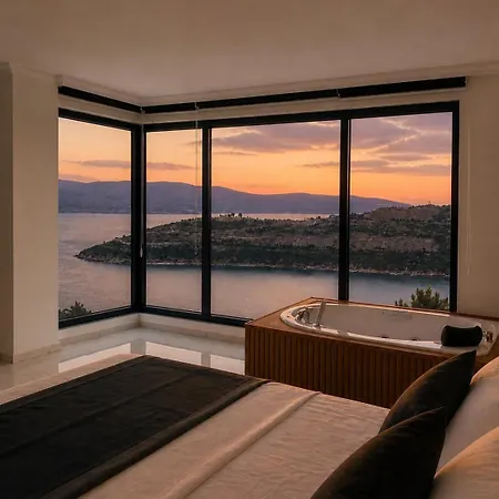 Turquoise With Jacuzzi And Private Pool 别墅 Milas
