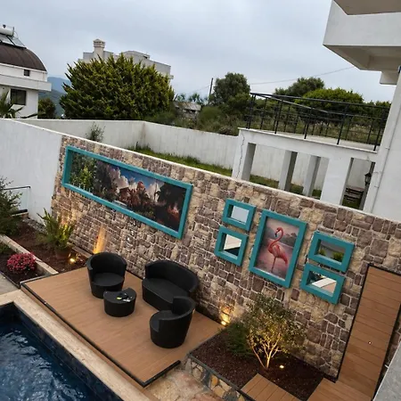 Turquoise With Jacuzzi And Private Pool *