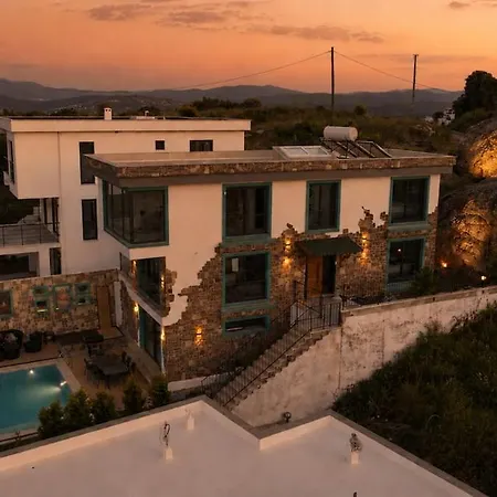 Turquoise With Jacuzzi Suite&private Pool Vilă Milas